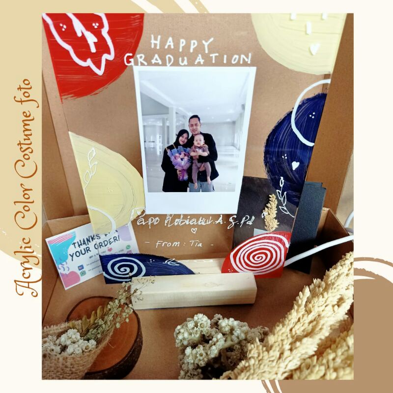 Kado akrilik A5 costume foto aesthetic kado ulang tahun wanita cetak foto gift kado ulang tahun wedd