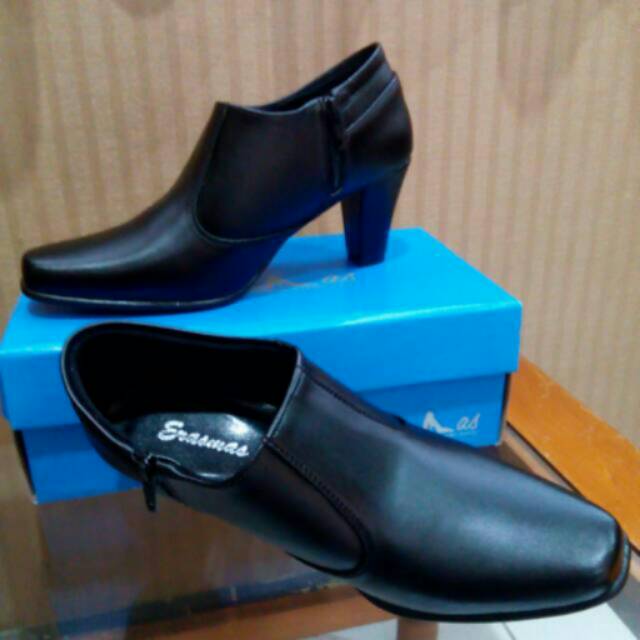 Sepatu polwan.pemda erasmas wanita