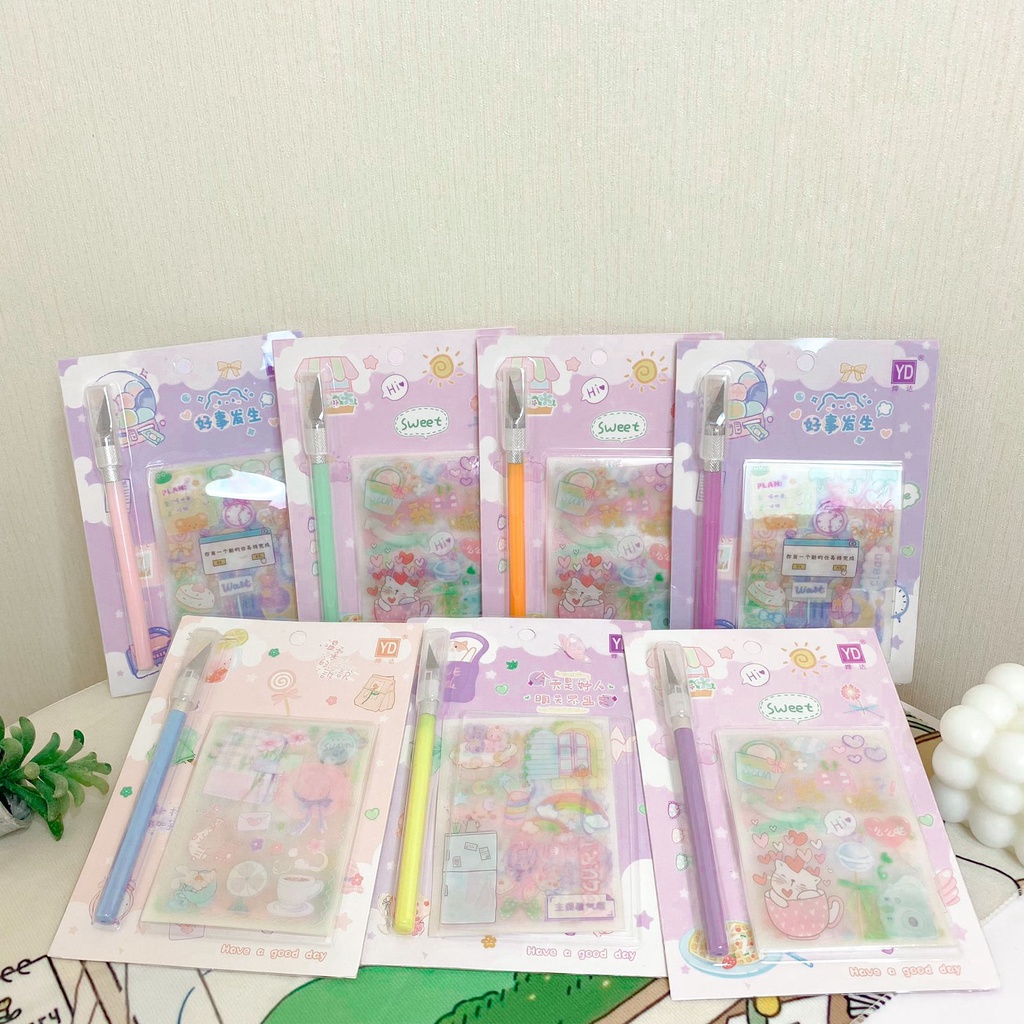 

Set Stiker + Pisau Packing YDXKKD01 / 1 Pack isi 6 Lembar Pcs Glitter Sticker Box + Pisau Pemotong Cutter YDXKKD01 Stiker Set Transparan Waterproof Pastel Jurnal Scrapbook