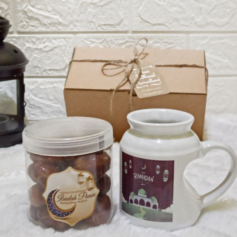 

Hampers Ramadhan Idul Fitri Unik Kurma