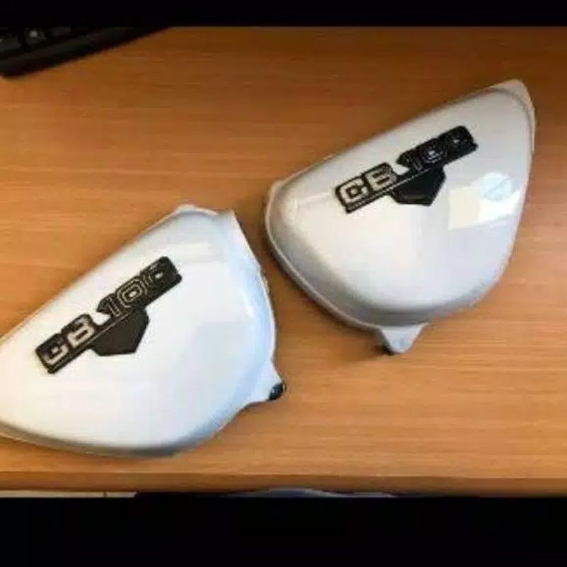 Tepong Aki CB 100 Putih Fullset Emblem Cb 100 Honda CB100