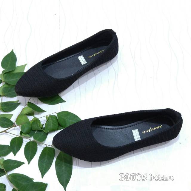 BORNEO  FLAT SHOES WANITA BAHAN KANVAS XAVYERA BLT05