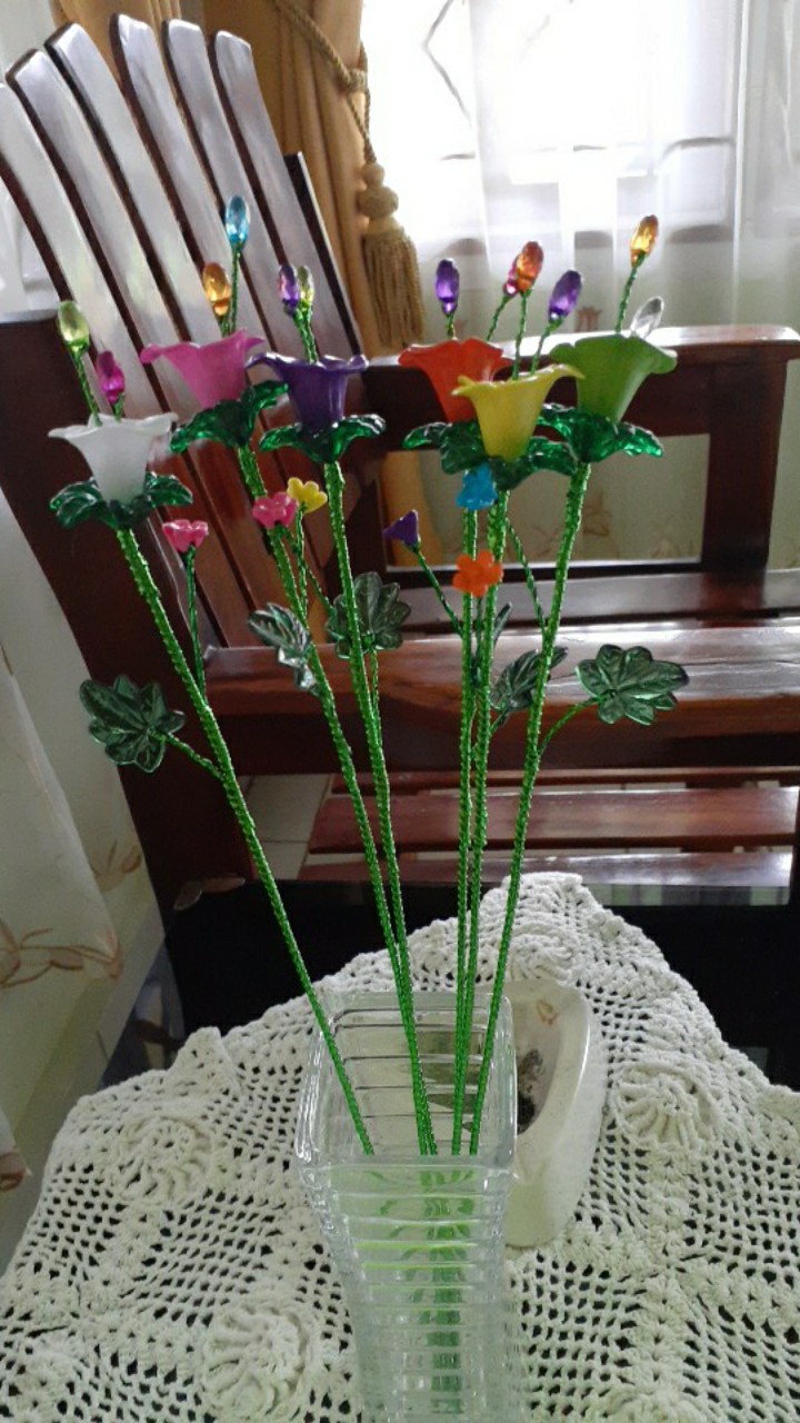 Bunga Lili Mini Ungu Manik Akrilik Per Tangkai