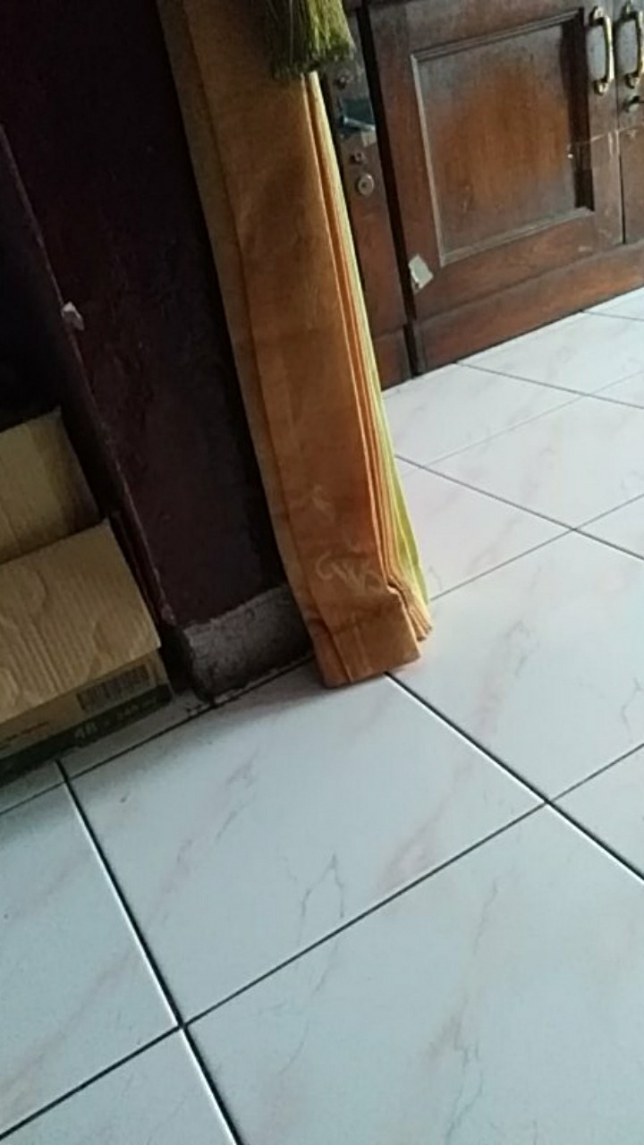 Mini Square Away Satuan (1 Pcs) Tupwr