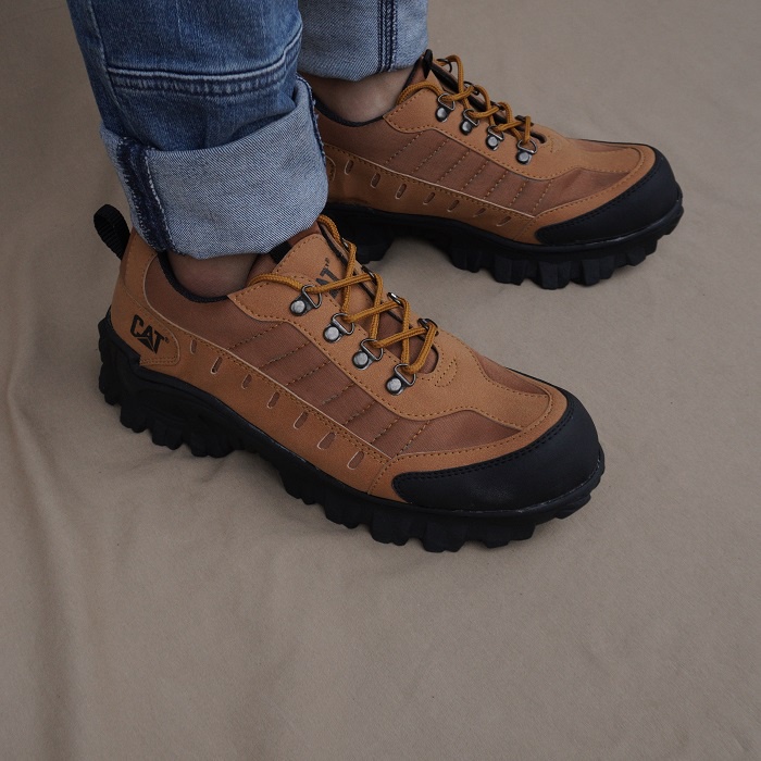 SEPATU CATERPILLAR BULDOZER /SEPATU PRIA SAFETY /SEPATU KERJA/SEPATU BOOT PENDEK - COKLAT