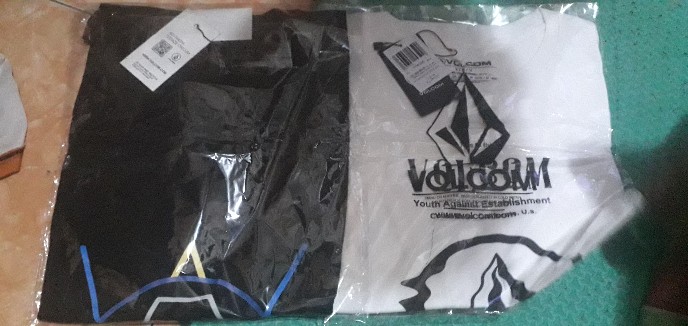 Kaos Skate & Surf High Quality Adn989