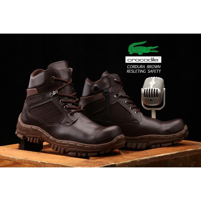 sepatu pria boots safety tracking crocodile BITE brown safety ujung besi