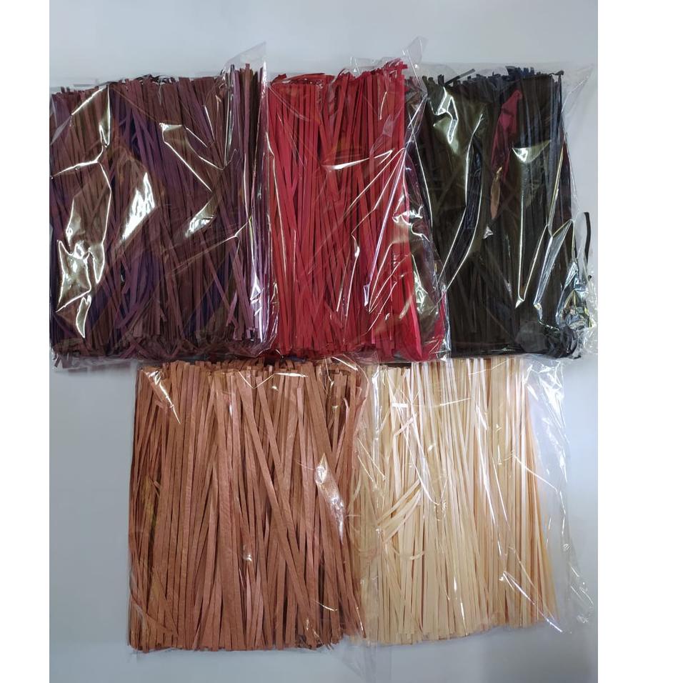 

Murah Banget PDQEQ ( 1000 gr) !! Kertas Cacah / Serut / Shredded Paper / Isi Hamper / Gift Box 90 Produk