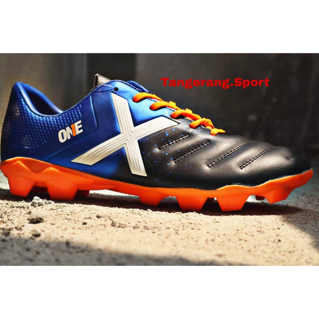 Munich Sepatu Bola One FG