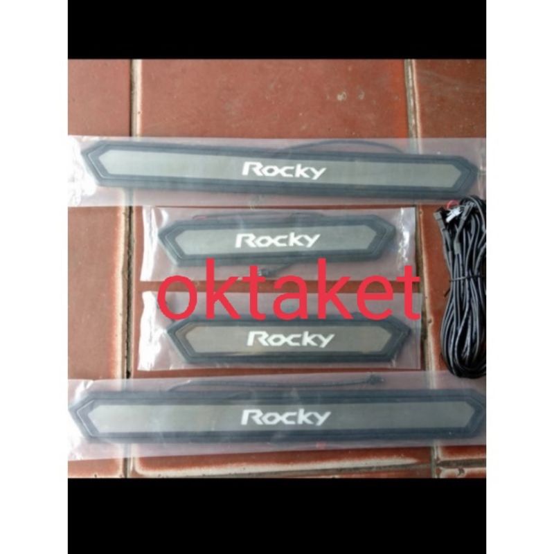 sillplate samping Toyota Raize Daihatsu Rocky 2021 lampu otoproject