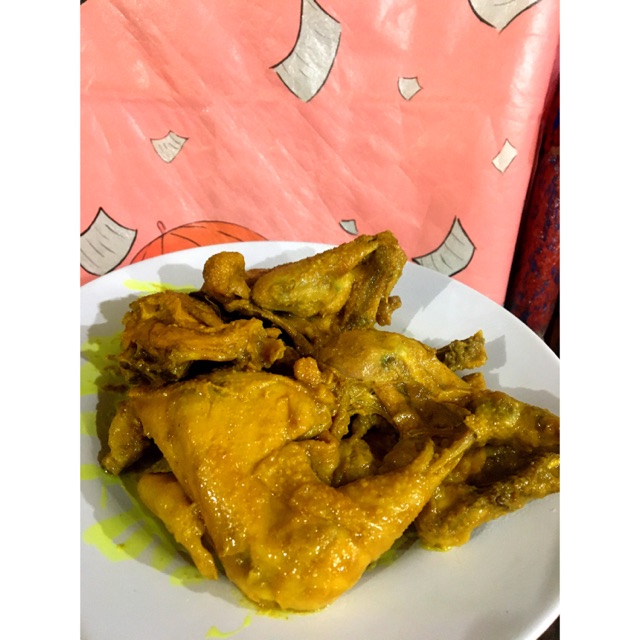 

Ayam Pejantan Rempah Kuning Serundeng Taliwang Pedas Vacuum Bandung