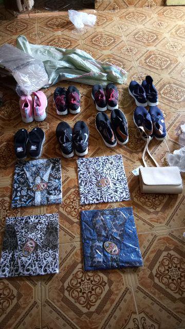 Kemeja Batik Pria Modern Lengan Panjang Motif Mega Mendung Biru Dan Coklat