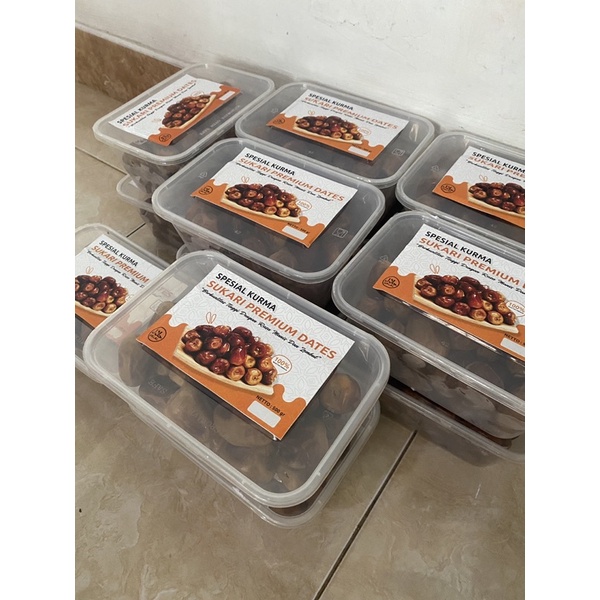 

Kurma Sukkari Premium Dates