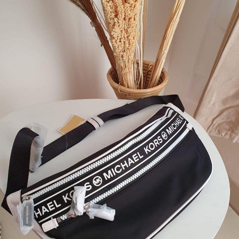 mk kenly waistbag original black
