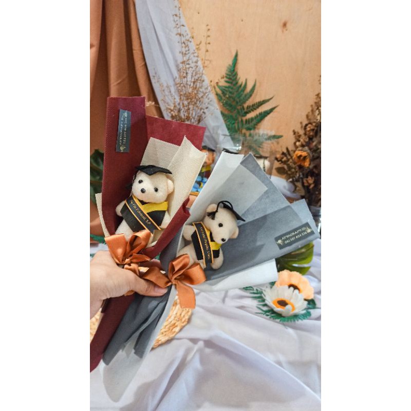 Buket wisuda MINI murah/ buket boneka /  wisuda / buket boneka beruang / boneka wisuda beruang