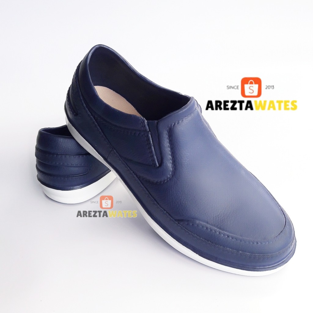 Sepatu karet pria slip on Yumeida SP 7091L