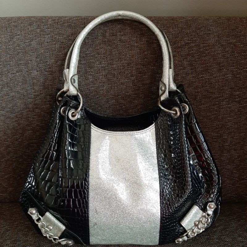 Roma Jellar Shoulder Bag