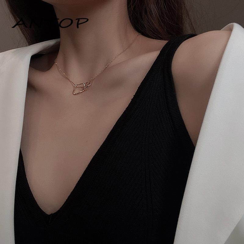 Kalung Rantai Liontin Asimetris Bahan Metal Untuk Wanita