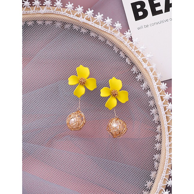 LRC Anting Tusuk Fashion Flower Mesh Ball Stud Earrings F6560X