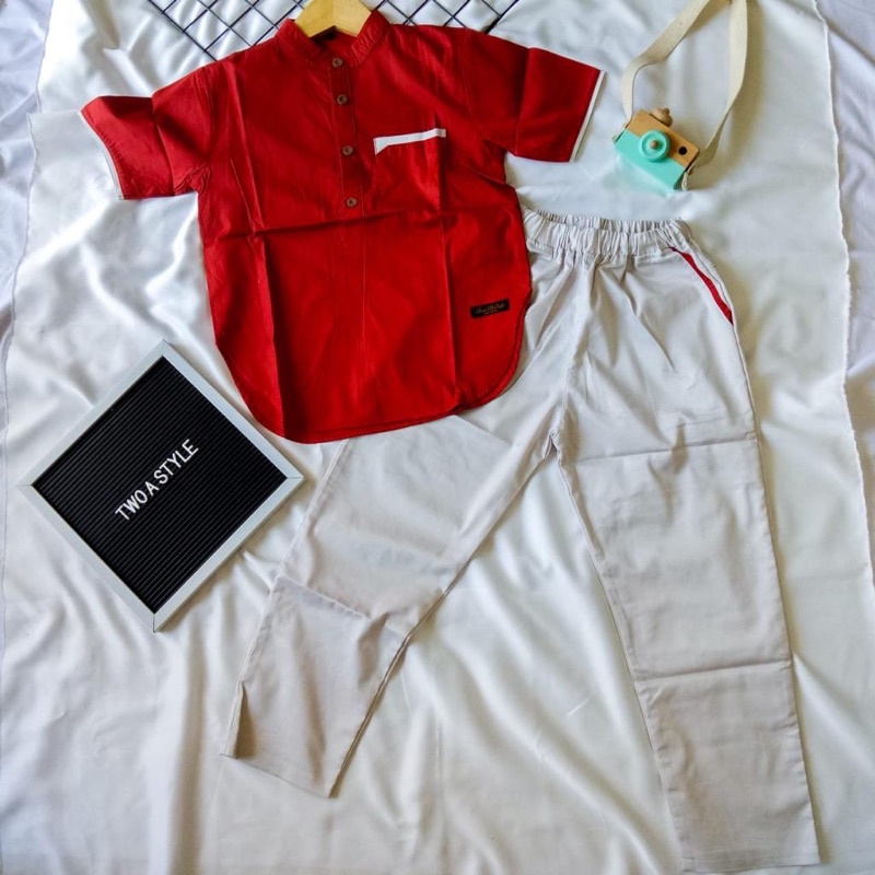 Setelan koko anak laki laki lengan pendek Merah Bata