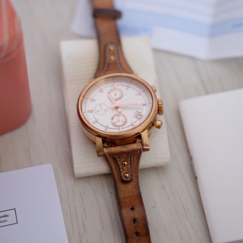 Preloved Jam Tangan Fossil arlojinya saja tali kulit sudah rusak