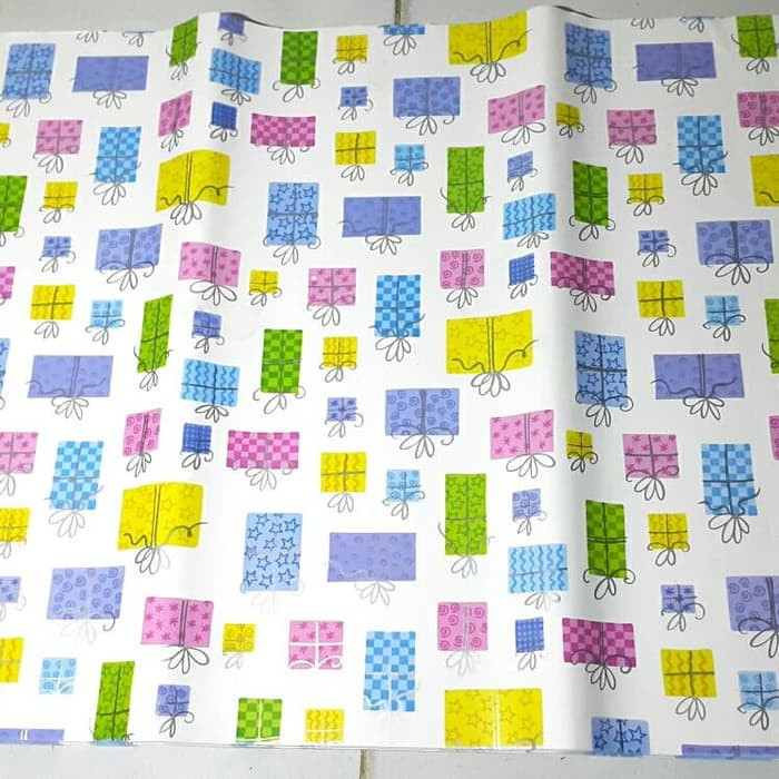 

GRH 020 KERTAS KADO GLOSY MURAH MOTIF U4