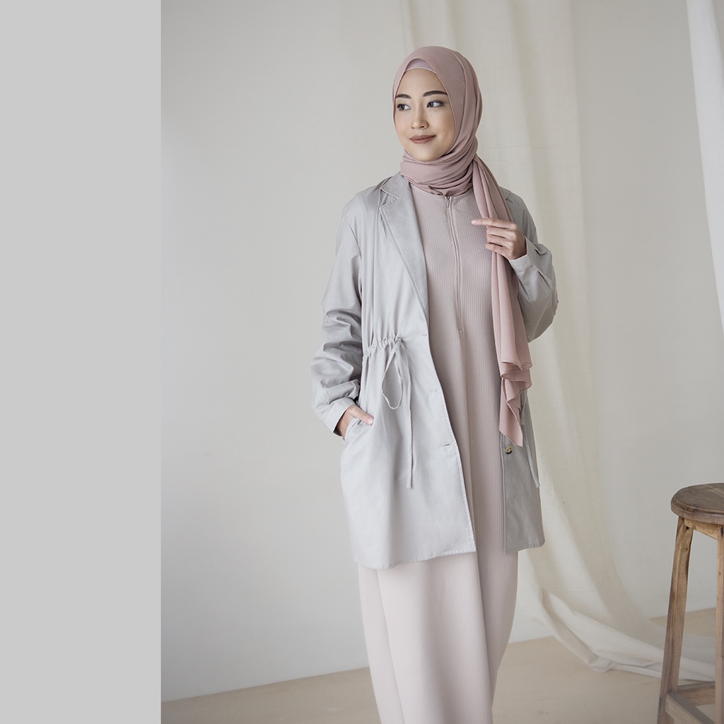 Mega Parka by Aska Label - Outerwear parka katun dengan kancing depan warna Taupe, Dust, Dusty Rose