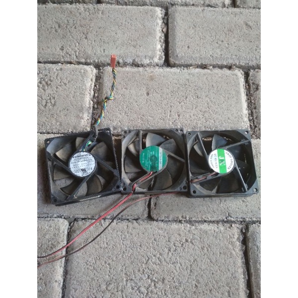 kipas DC 12 Volt...