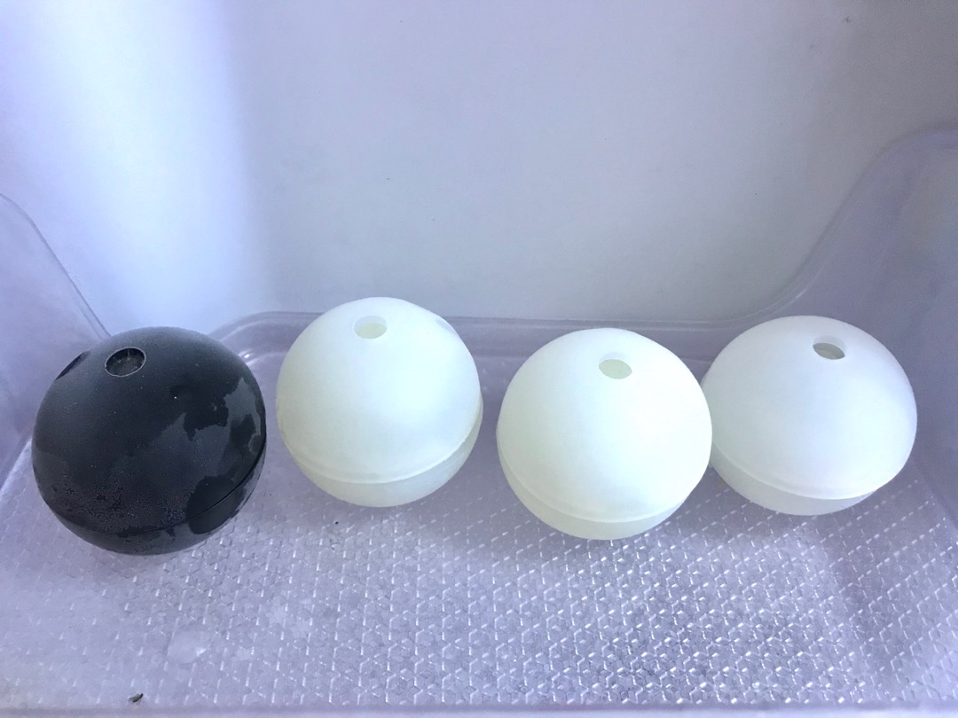 Ice Maker Silicone Ball Pembuat Cetakan Es Batu Bola