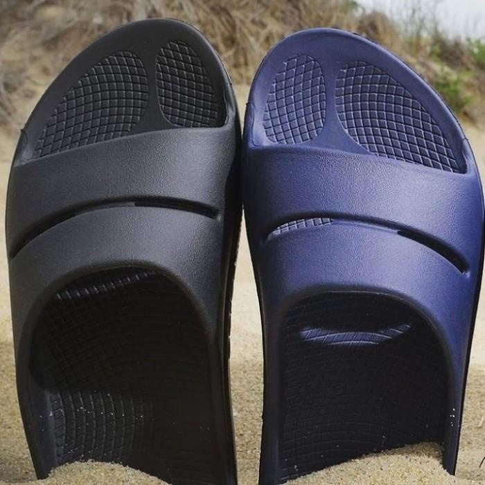 OOFOS Unisex Sandal Ooah Slide Black