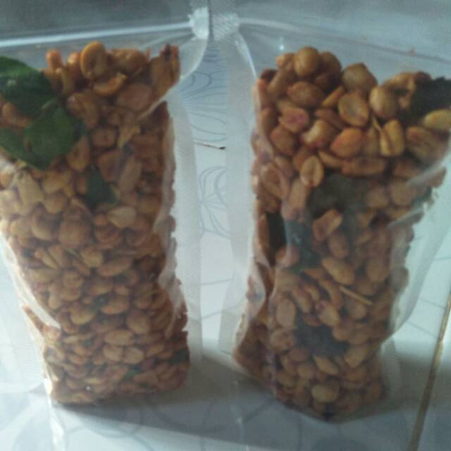 

Kacang Thailand pedas
