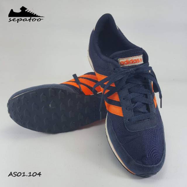 Sepatu branded original second/bekas adidas