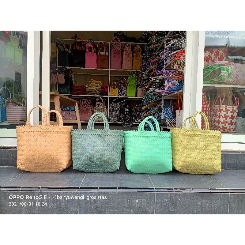 tas anyaman plastik murah M/keranjang belanja hampers souvenir parcel /tas anyaman/tas keranjang