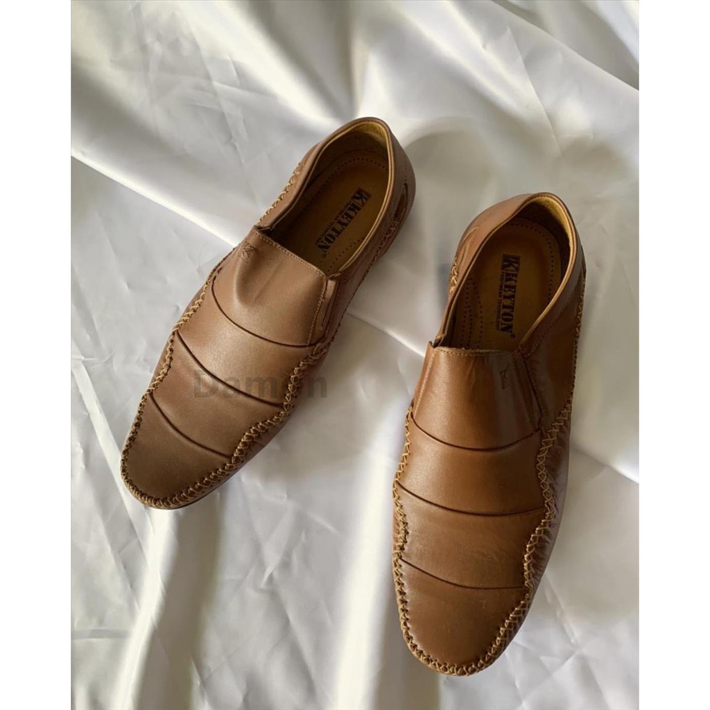 Keyton - Sepatu Loafers Kulit Pria Moccasin warna Brown Beige Coklat