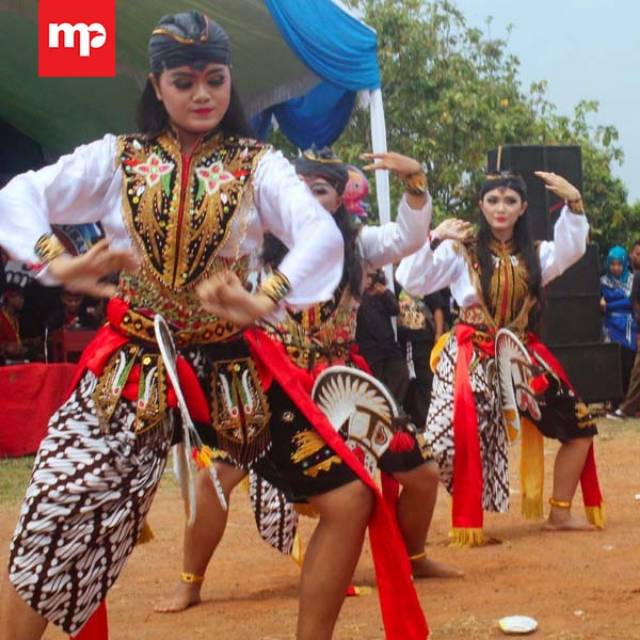 Satu set kostum penari Reog jathilan/jaranan/jathil/jatil