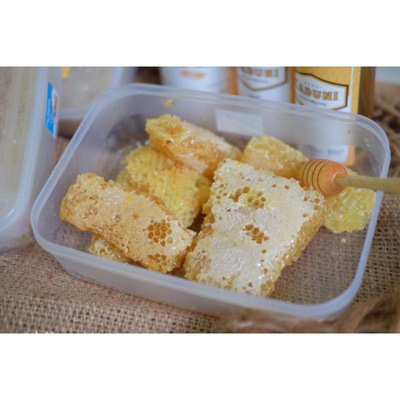 

Madu Cerana Sarang/Comb