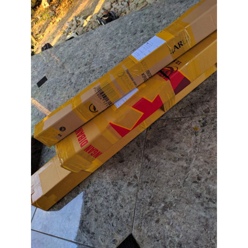 1 paket isi 50 batang issabel