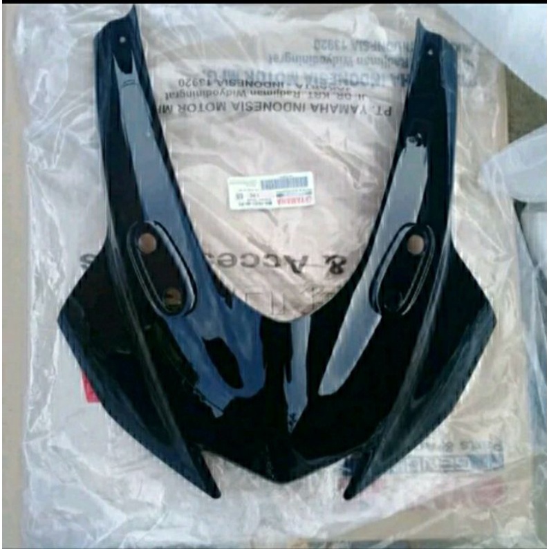 body cowling tameng depan R 15 vva v3 original hitam metalik