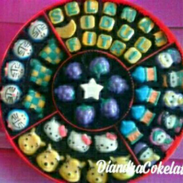

Cokelat tray karakter
