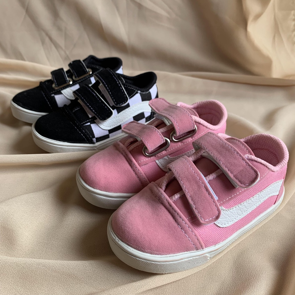 Sepatu vansold skull sepatu anak laki laki sepatu anak perempuan usia 1 3 tahun terfavorit sepatu sneaker anak termurah terlaris Prewalker - sepatu bayi unisex / baby shoes Sepatu Anak Laki Sepatu Bayi Prewalker Shoes 0-18 bulan Import Sepatu Prewalker