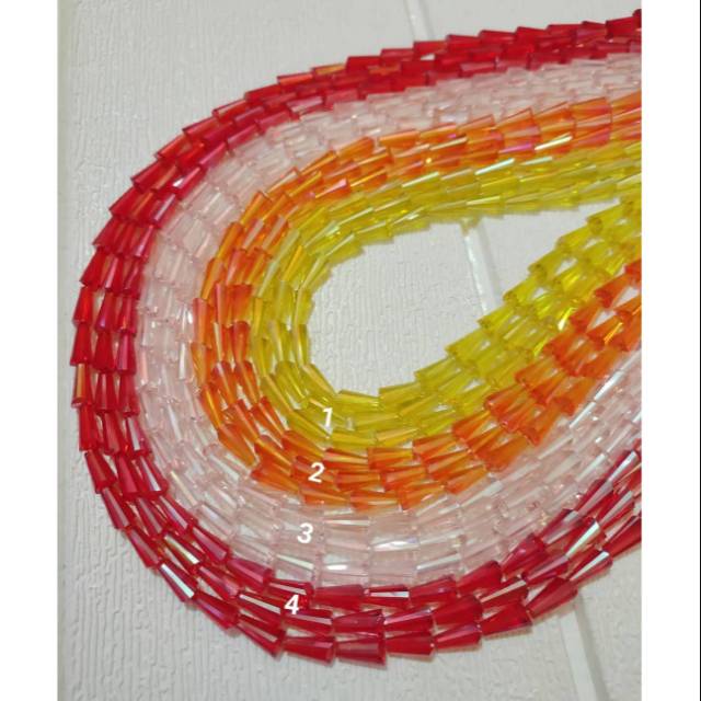 Kristal Pagoda warna spesial