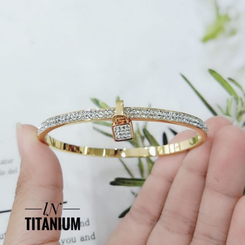 Titanium gelang wanita cantik n44