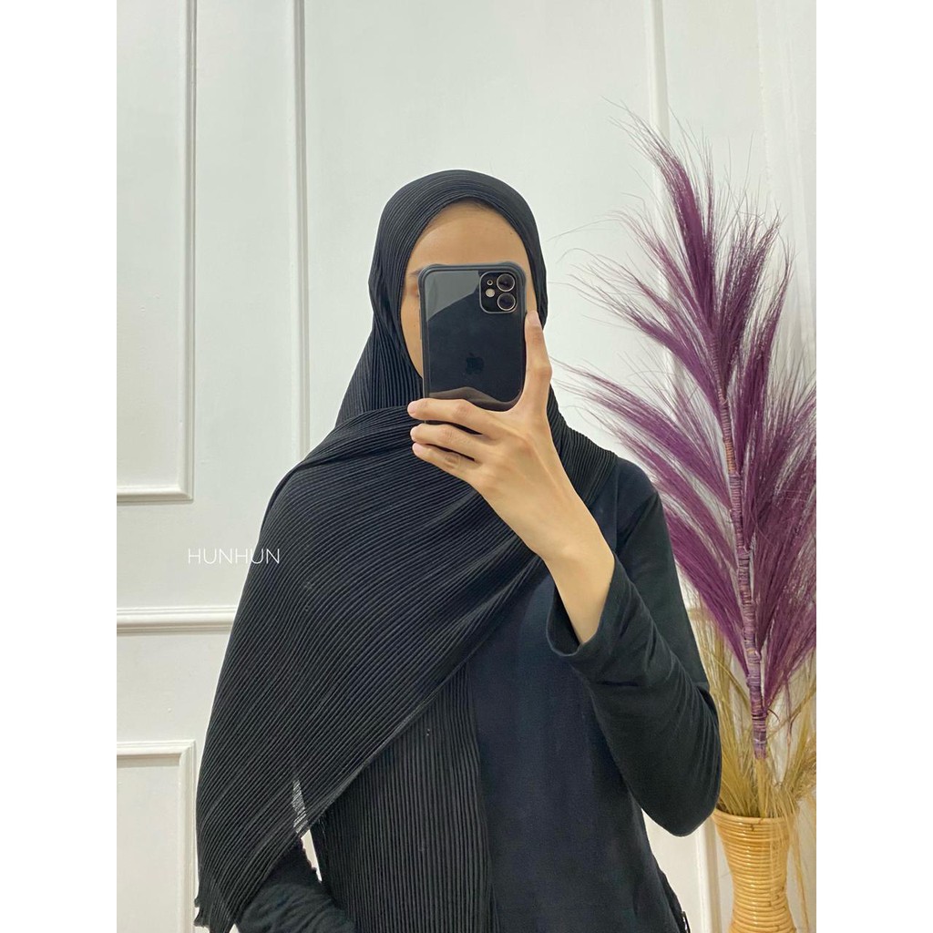 (Full Plisket Ceruty) Pashmina Pasmina Plisket Lidi Premium/ Fatin Jilbab Pasmina-FULL CERUTY (B)HITAM