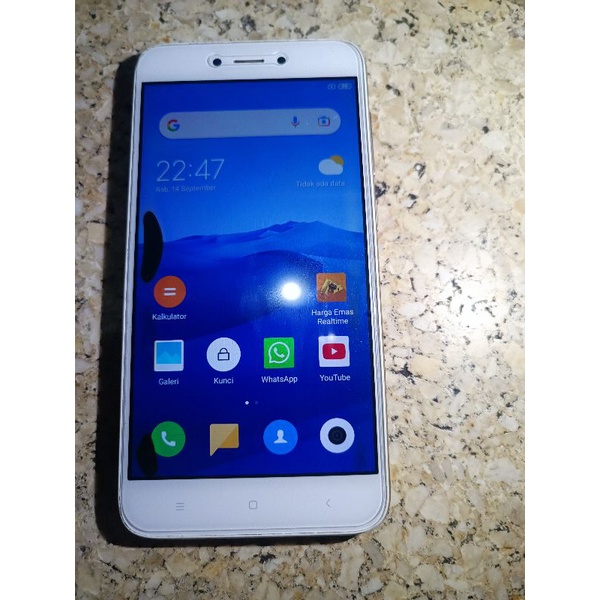 hape Xiaomi Redmi 5A ram 2/16 bekas