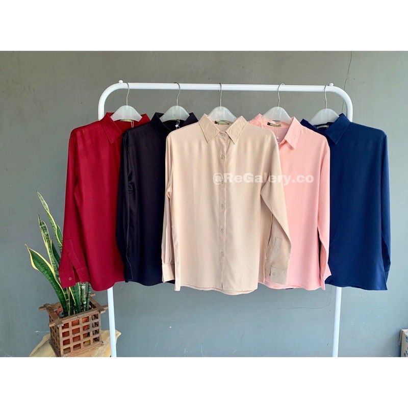Glacio Basic Shirt / Kemeja Polos Wanita /Kemeja wanita Oversize /Kemeja Basic Polos
