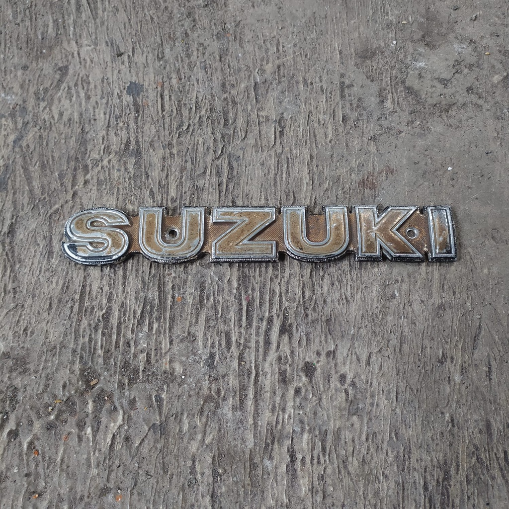 emblem logo suzuki original copotan motor