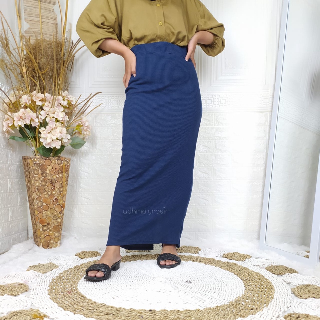 ROK SPAN PANJANG BAHAN RAJUT KNIT