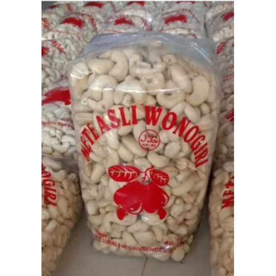 

kacang mede/cashew nuts