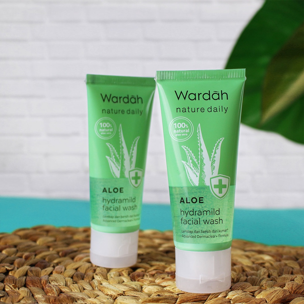 Facial Wash Wardah Nature Daily Aloe Hydramild 100 ml / 60 ml- Gel pembersih wajah yang melembabkan - Sabun Cuci Muka Sabun Pembersih Pencuci Wajah Foam Cleanser Pemcuci