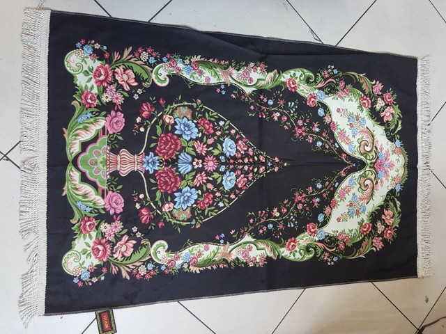 Sajadah iran motif kembang